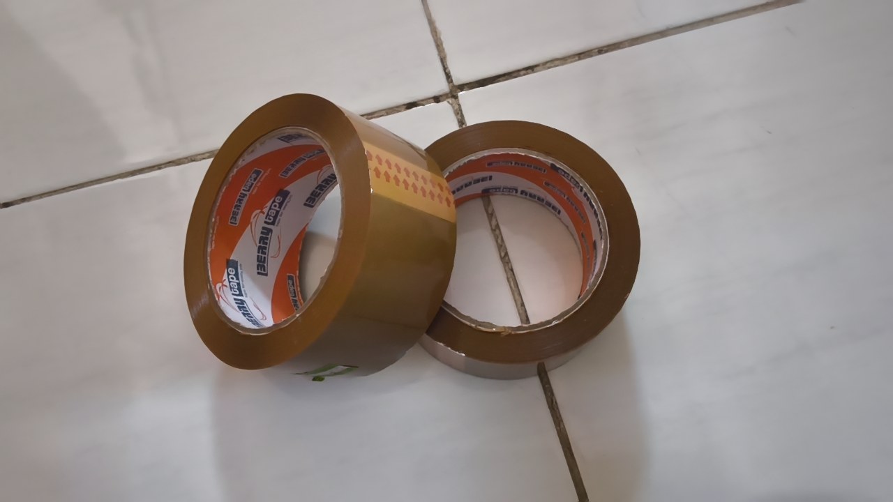 Lakban Coklat Berry Tape 