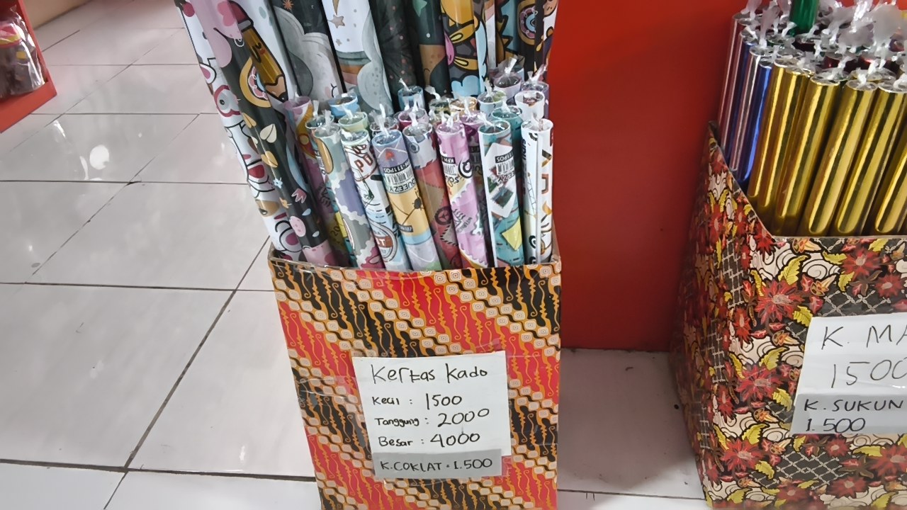 Kertas Kado